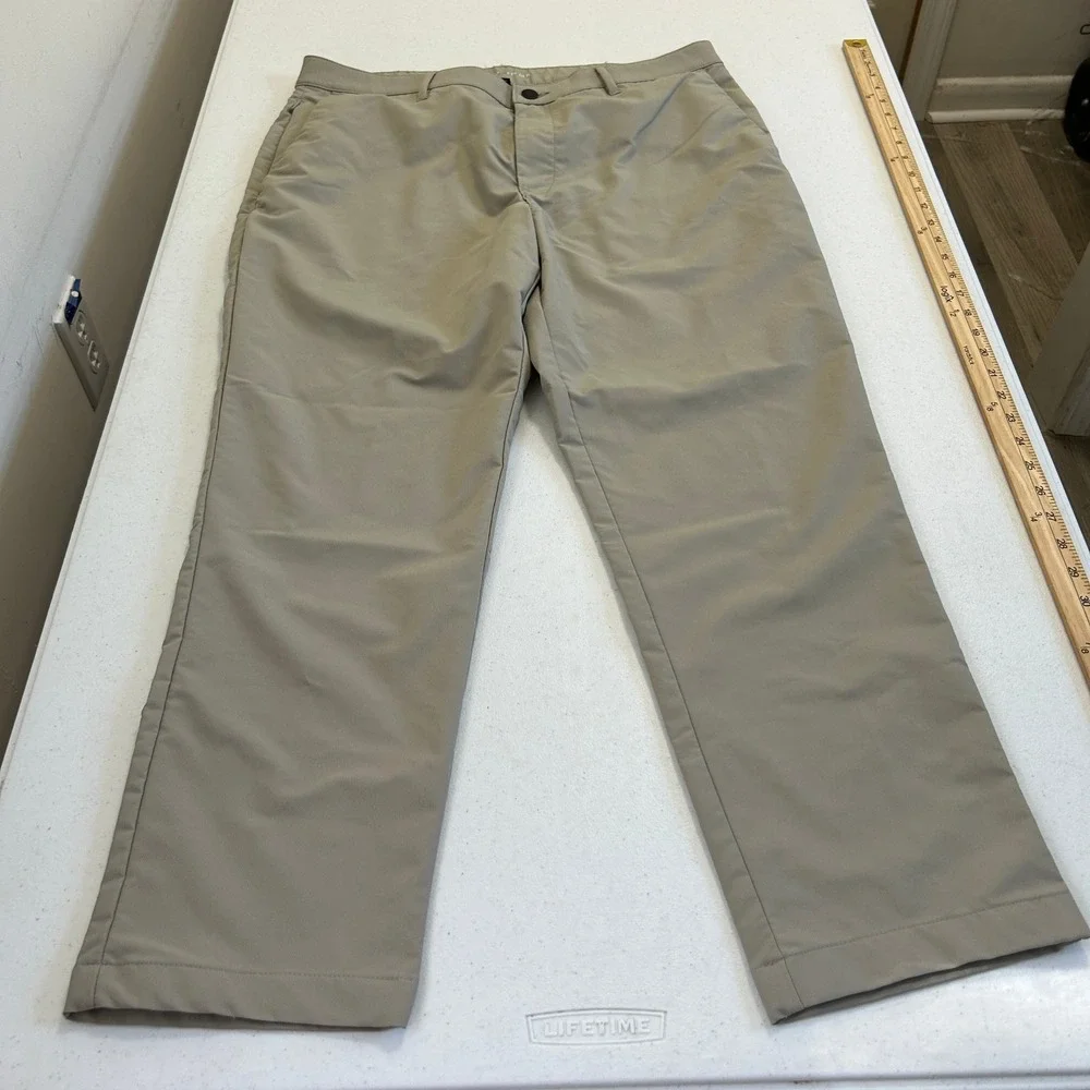 Banana Republic Mens Performance Chino Pants Khaki Tan 36x30 Straight Leg